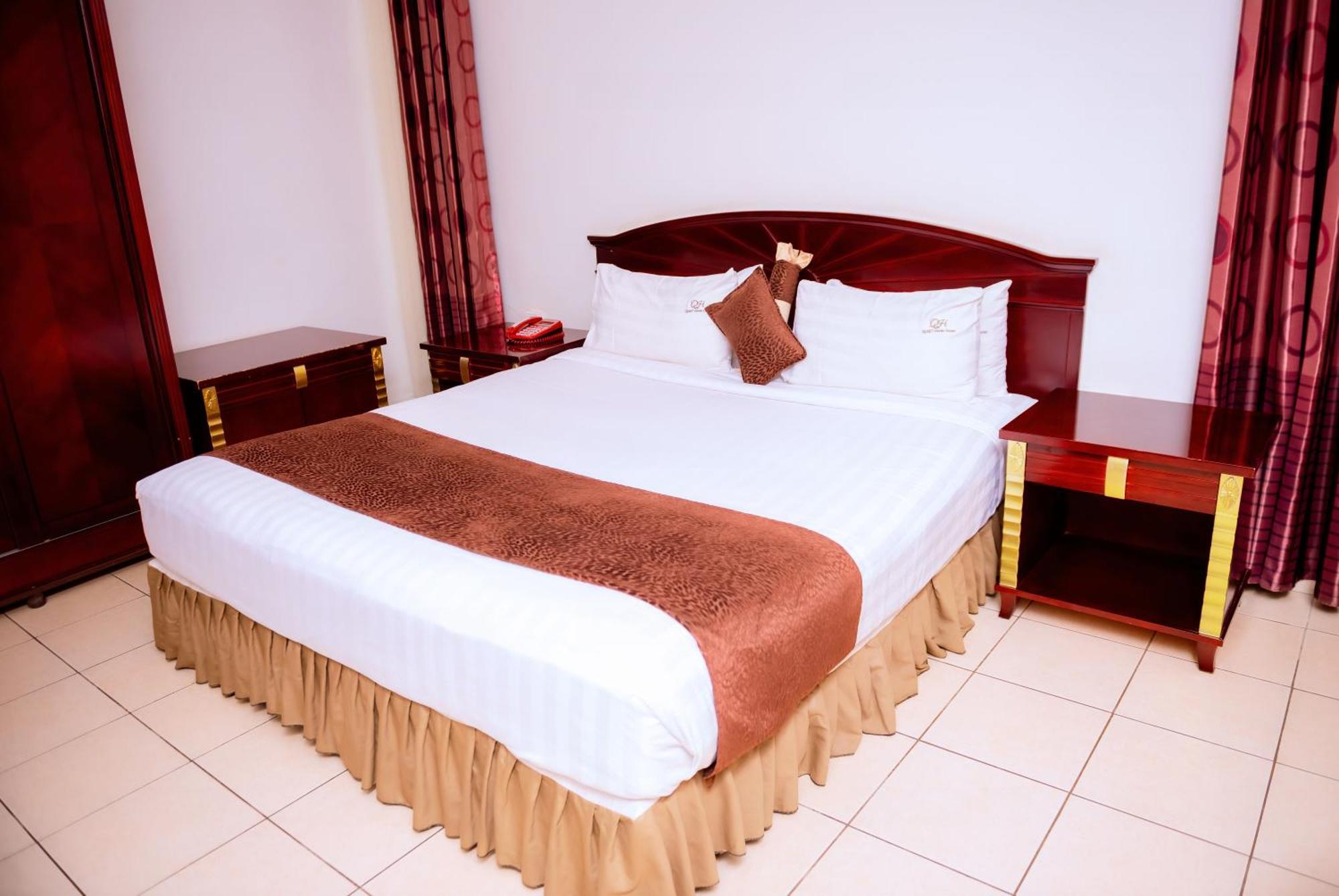 Quiet Haven Hotel Кигали Экстерьер фото