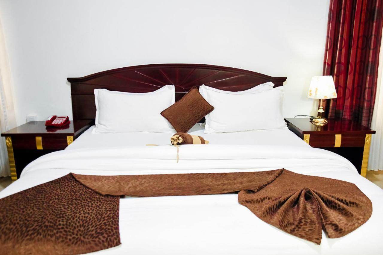 Quiet Haven Hotel Кигали Экстерьер фото