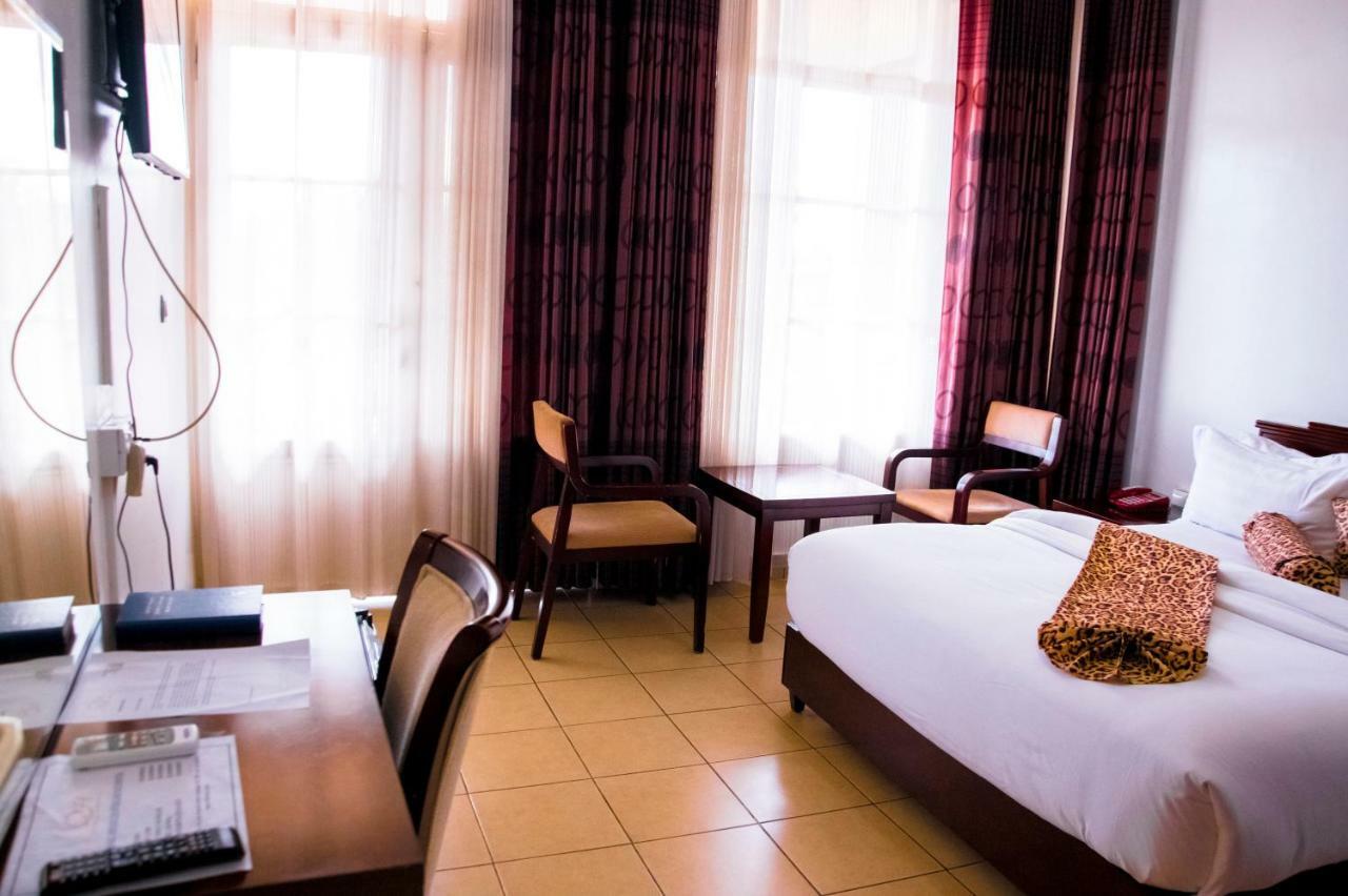 Quiet Haven Hotel Кигали Экстерьер фото
